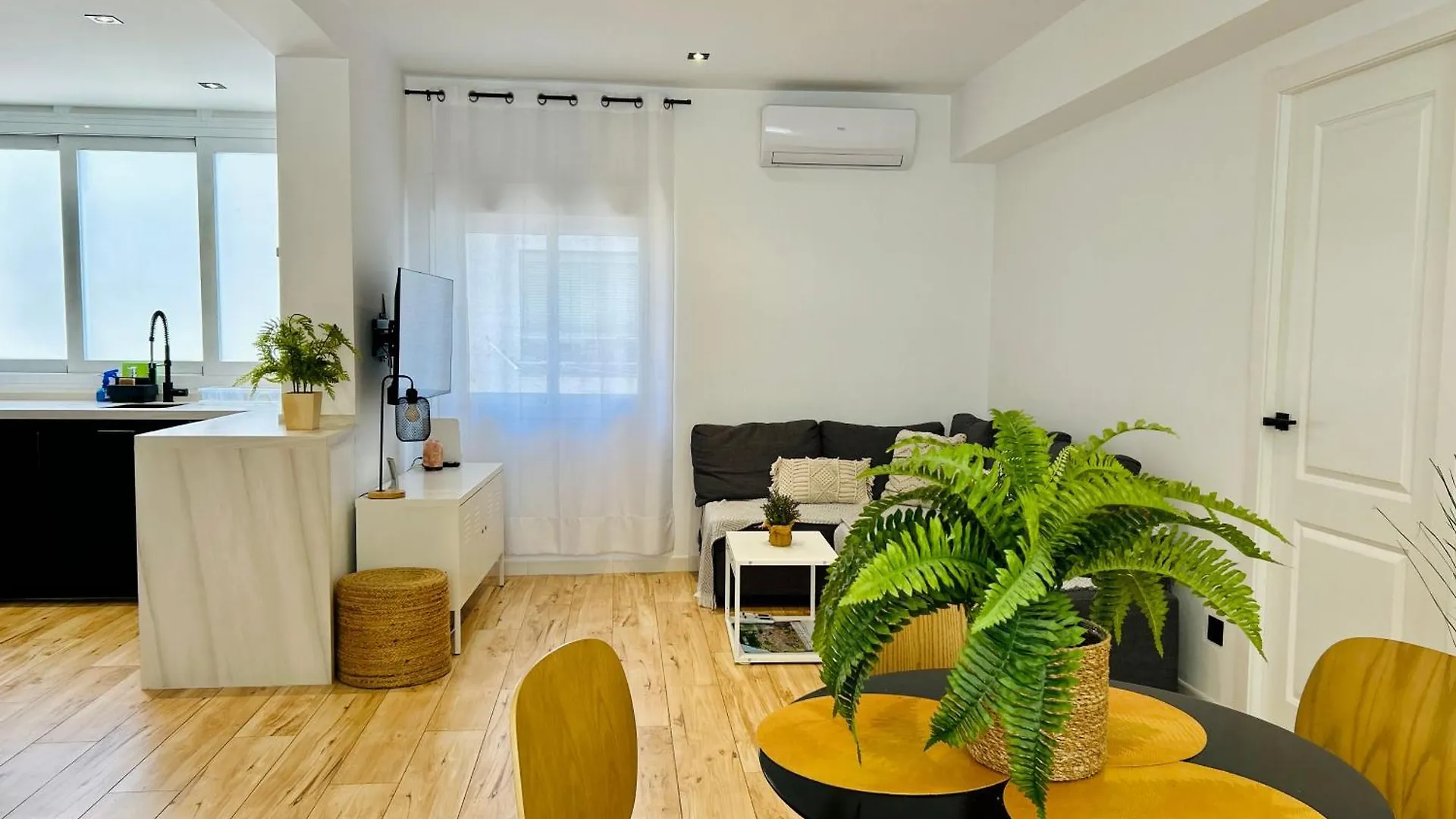 Ecochic Apartment In Fuengirola Center